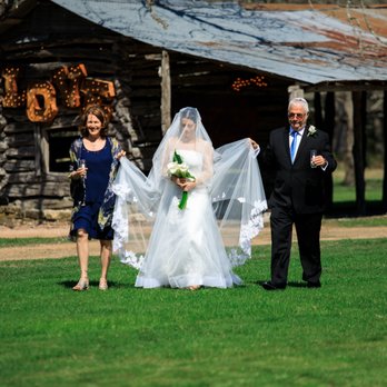 Carter Creations - Bridal Near Me - Austin, Texas