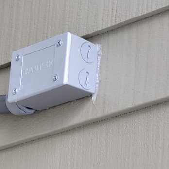 Lights On Electric - junction box - Electricians Near Me - Redmond, Oregon Lights On Electric - junction box - Electricians Near Me - Redmond, Oregon