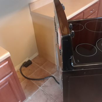Domestically Inclined - 5a. Gotta Get The Grime! We get the sides, back & underneath & inside of all appliances. Move clean 01/15/2020 - Window Washing Near Me