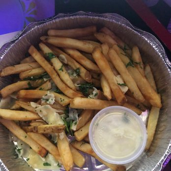 Antonio’s Pizza By The Slice Kitchen & Bar - Worcester - barely any fries for 8 dollars - Pizza Near Me - Worcester, Massachusetts Antonio’s Pizza By The Slice Kitchen & Bar - Worcester - barely any fries for 8 dollars - Pizza Near Me - Worcester, Massachusetts