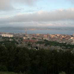 Dundee Law