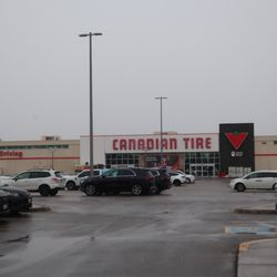 Canadian Tire - Storefront