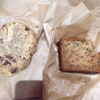 Bibble & Sip - Giant chocolate chip cookie and banana bread - Coffee & Tea Near Me - New York, New York Bibble & Sip - Giant chocolate chip cookie and banana bread - Coffee & Tea Near Me - New York, New York