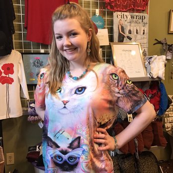 Butterfly & Moon - Women's Clothing Near Me - Saint Charles, Missouri Butterfly & Moon - Women's Clothing Near Me - Saint Charles, Missouri