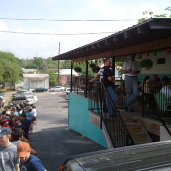 Franklin Barbecue - A Long, Long Wait Yields Welcome Relief from the Meat Man - Barbeque Near Me - Austin, Texas Franklin Barbecue - A Long, Long Wait Yields Welcome Relief from the Meat Man - Barbeque Near Me - Austin, Texas