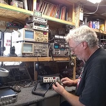 Kelly's CB Repair - Kelly working on my Cobra 148 GTL - Electronics Repair Near Me - North Las Vegas, Nevada Kelly's CB Repair - Kelly working on my Cobra 148 GTL - Electronics Repair Near Me - North Las Vegas, Nevada