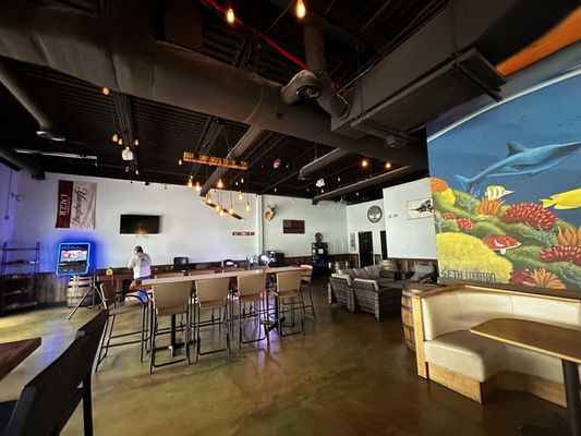 Lockside Bar and Grill by null