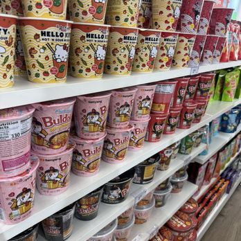 Miniso - Ramen - Department Stores Near Me - Waipahu, Hawaii