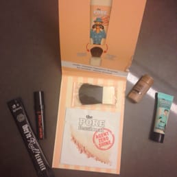 My 5 samples or gifts as Diana called them. Definitely one time use and not full sized "gifts". I didn't use them  anyway.