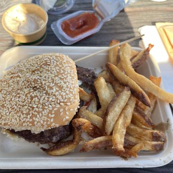 Scolari's Good Eats - Wimpy burger with baby fry - Burgers Near Me - Alameda, California Scolari's Good Eats - Wimpy burger with baby fry - Burgers Near Me - Alameda, California