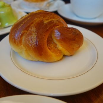 Pasticceria Marchesi - Patisserie/Cake Shop Near Me - Milan, Michigan