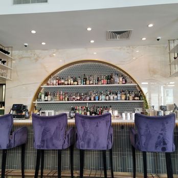 Podmore - Where the boozy magic happens - Cocktail Bars Near Me - Honolulu, Hawaii Podmore - Where the boozy magic happens - Cocktail Bars Near Me - Honolulu, Hawaii