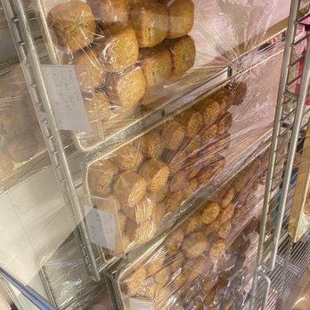 Hong Kong Bakery and Cafe - Mini moon cakes , different flavors - Bakeries Near Me - Mountain View, California