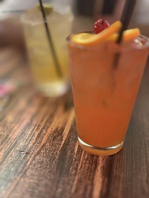 Blondies Sports Bar & Grill by null