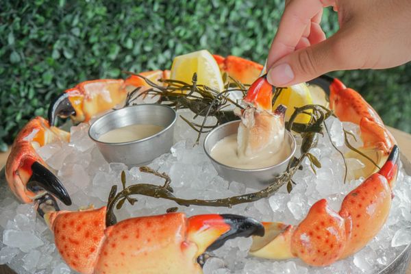 GG's Waterfront by null