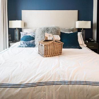 The Restoration - King Bed Studio Suite - Hotels Near Me - Charleston, South Carolina