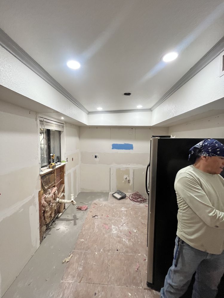 Slide of Legacy Roofing Co.