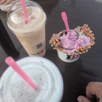 Baskin-Robbins - Ice Cream & Frozen Yogurt Near Me - Glendale, California Baskin-Robbins - Ice Cream & Frozen Yogurt Near Me - Glendale, California