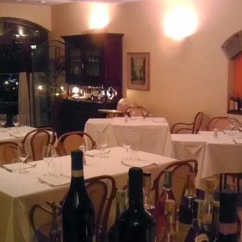 Trattoria Sant'Ambroeus - Sala di ingesso - Italian Near Me - Bergamo, BG