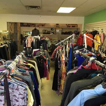Taylor's Closet - Clothing for men and women - Used, Vintage & Consignment Near Me - Devon, Alberta