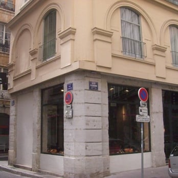 Pop and Shoes - Shoe Stores Near Me - Lyon, 69
