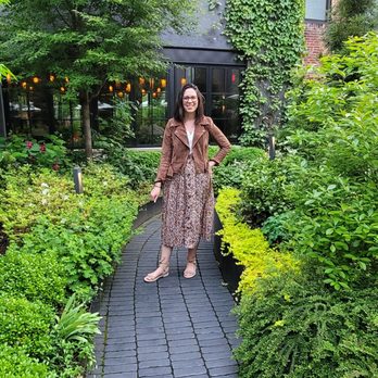 Pusadee's Garden - Look at that garden in the middle of the restaurant! - Thai Near Me - Pittsburgh, Pennsylvania