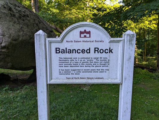 Balanced Rock by null
