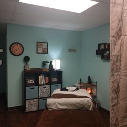 Massage Therapy by Ashleigh Runkle - My massage room