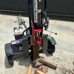 United Rentals - 24 ton hydraulic log splitter