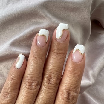 Nail & Lounge NY - White and gold nails. - Nail Salons Near Me - Copiague, New York Nail & Lounge NY - White and gold nails. - Nail Salons Near Me - Copiague, New York