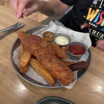 Ramsay's Kitchen - New American Near Me - Naperville, Illinois