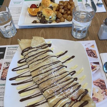 Pur & Simple - Angus egg benedict and oh la la crepe - Breakfast & Brunch Near Me - Mississauga, Ontario Pur & Simple - Angus egg benedict and oh la la crepe - Breakfast & Brunch Near Me - Mississauga, Ontario