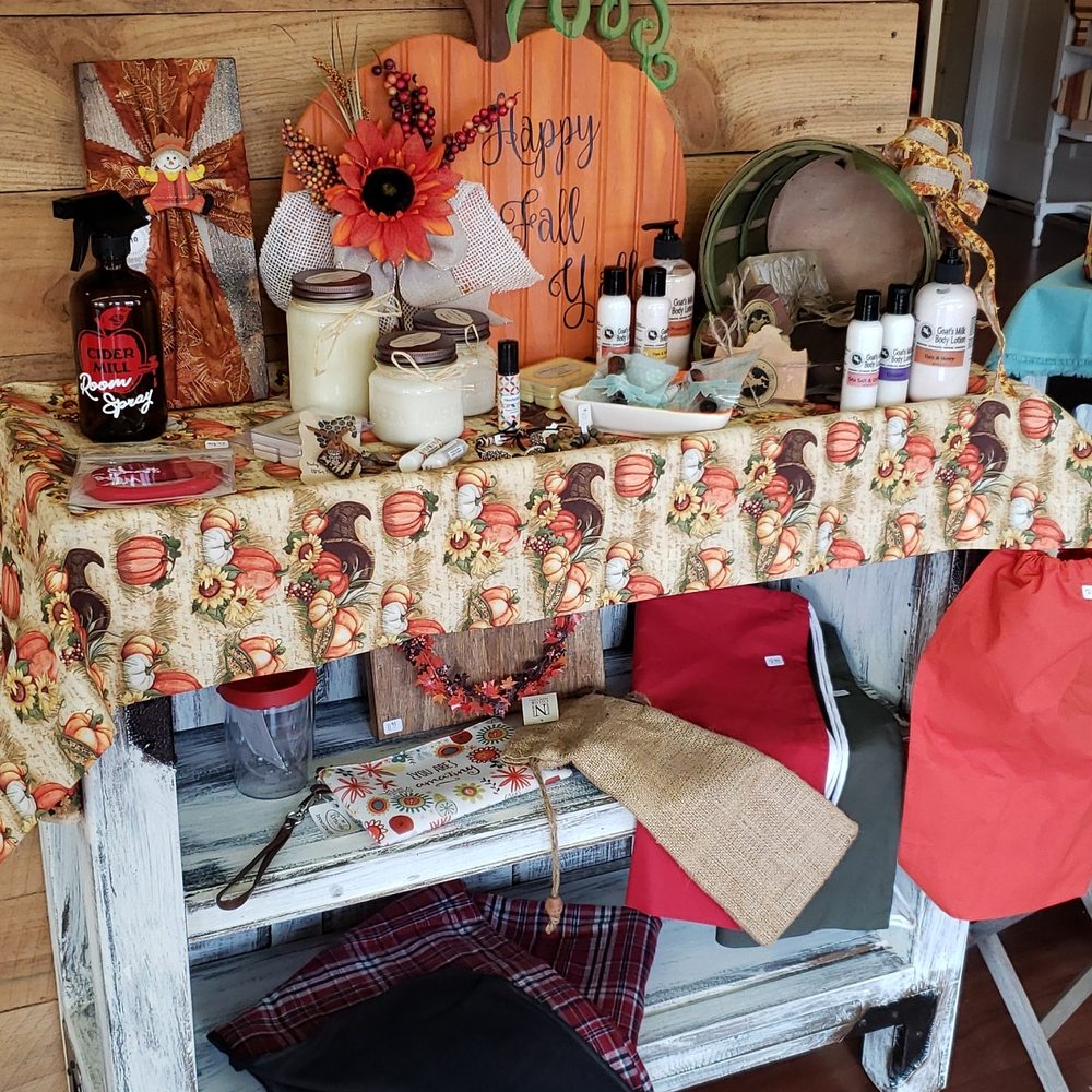 SUNSET FARM DESIGNS Updated August 2024 18 Photos 104 Broadway St