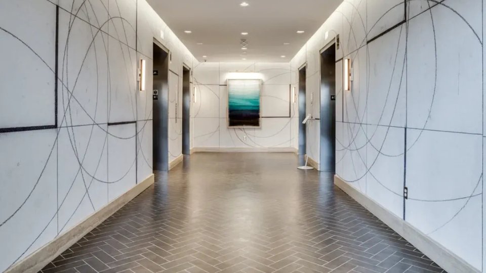 CB FLOORING LLC