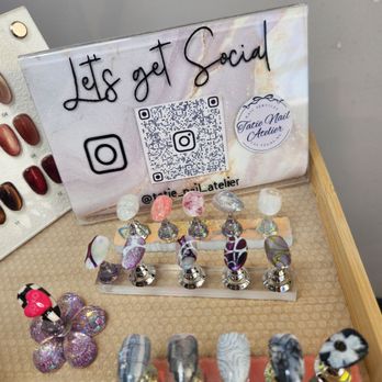 The Nail Buzz - Her QR code. - Nail Salons Near Me - Las Vegas, Nevada