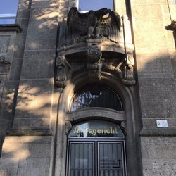 Amtsgericht Gladbeck - Der ehemalige Eingang mit dem Adler darüber.  The former entrance with with the eagle above it.