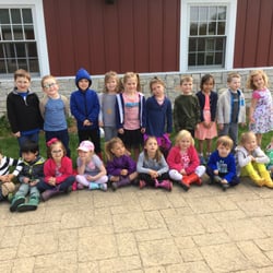 St David Nursery School - St David's 4's class at Wagner Farm!