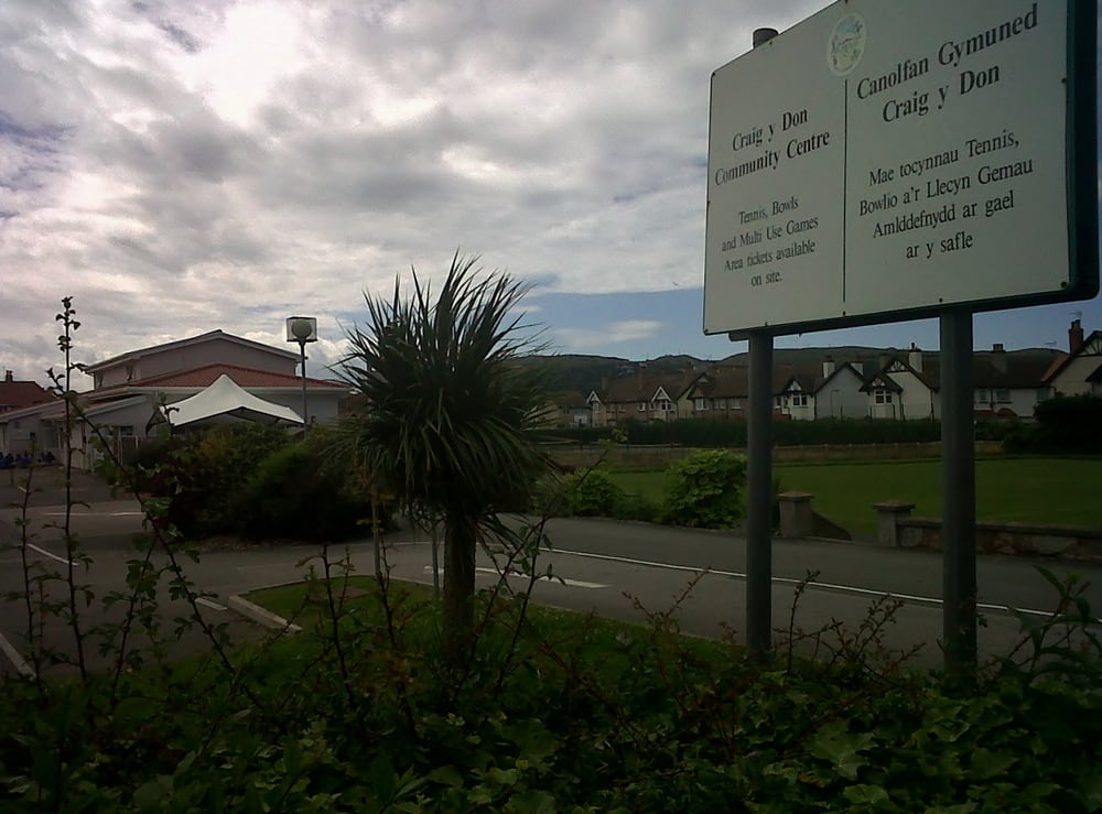 CRAIGYDON SPORTS & COMMUNITY CENTRE Queens Road, Llandudno, Conwy