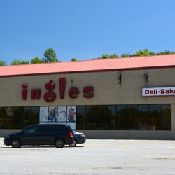 Ingle's Market No 115 - Great Deli
