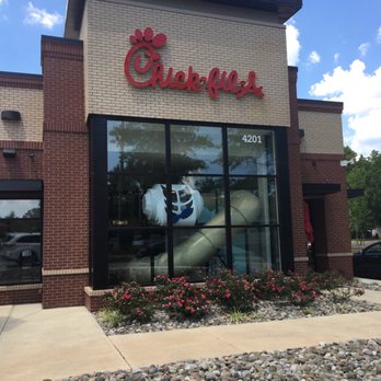 Chick-fil-A - The front - Fast Food Near Me - Chantilly, Virginia