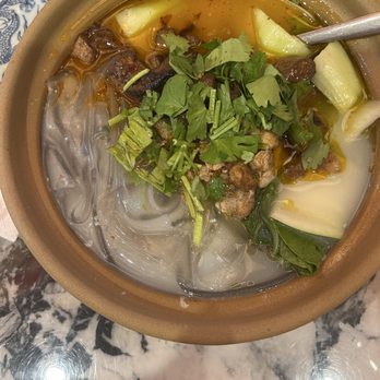 La Taverne de Zhao - clay pot sweet potato noodles - Chinese Near Me - Paris, 75 La Taverne de Zhao - clay pot sweet potato noodles - Chinese Near Me - Paris, 75
