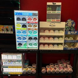 Red Star Vapor & Smoke - Product - Nicotine Pouches featuring Juice Head and Pillowz