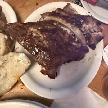 Texas Roadhouse - My mom nearly chipped a tooth biting into the middle of these ribs. Please be wary when ordering this specific main entree. - Steakhouses Near Me - Miami, Florida Texas Roadhouse - My mom nearly chipped a tooth biting into the middle of these ribs. Please be wary when ordering this specific main entree. - Steakhouses Near Me - Miami, Florida