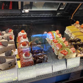 Gyroland And Bakery - Mediterranean Near Me - Pittsburgh, Pennsylvania