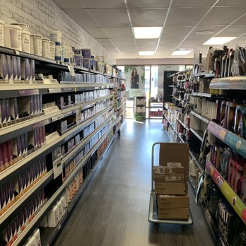 Salon Centric - Clean Aisles - Cosmetics & Beauty Supply Near Me - Los Angeles, California Salon Centric - Clean Aisles - Cosmetics & Beauty Supply Near Me - Los Angeles, California