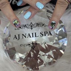 AJ Nails & Spa - Gel manicure & nail art by Angela!