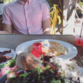 Sunflower Caffe - Coffee & Tea Near Me - Sonoma, California Sunflower Caffe - Coffee & Tea Near Me - Sonoma, California
