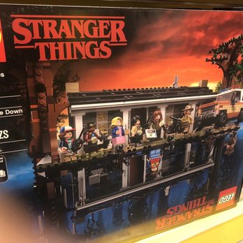 Arizona Mills - Stranger things - Shopping Centers Near Me - Tempe, Arizona