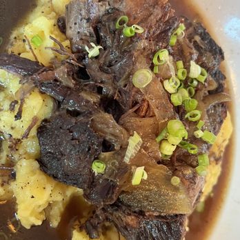 Hazel - Pot roast with mashed potatoes was delicious! - Pizza Near Me - Occidental, California