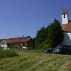 Erdkinderinternat nach Maria Montessori - Kapelle in Eberharting